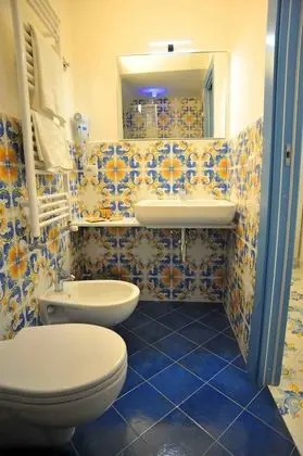 Comfort Tek Büyük veya İki Ayrı Yataklı Oda, 1 Büyük (Queen) Boy Yatak (conchiglia)