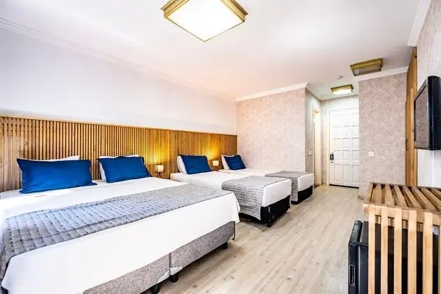 Standard Custom Room