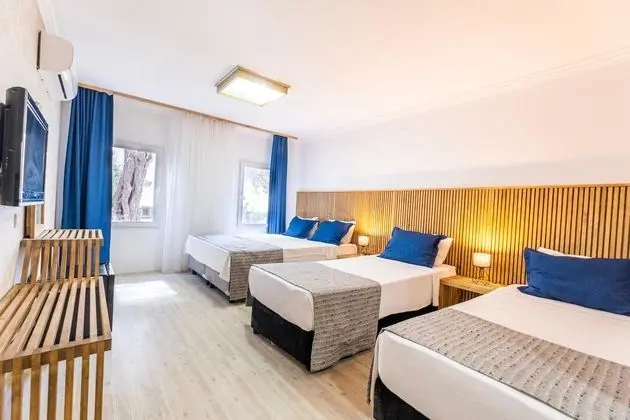 Standard Custom Room