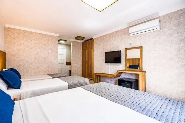 Standard Custom Room