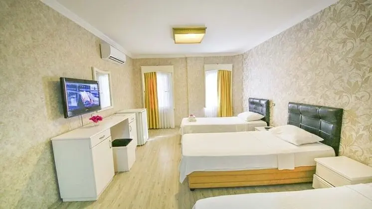 Standard Üç Kişilik Oda