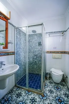Standard Üç Kişilik Oda