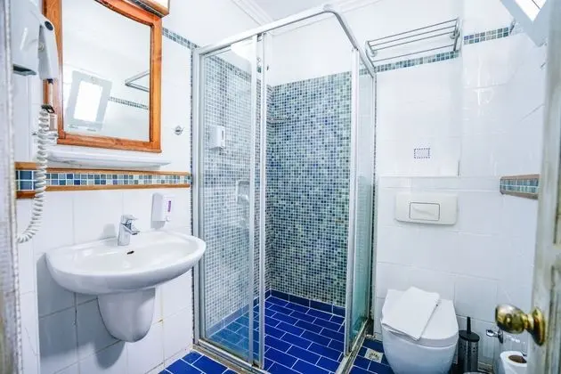 Standard Üç Kişilik Oda