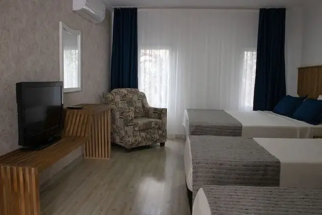 Standard Üç Kişilik Oda