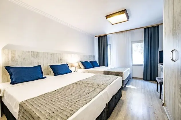 Standard Üç Kişilik Oda