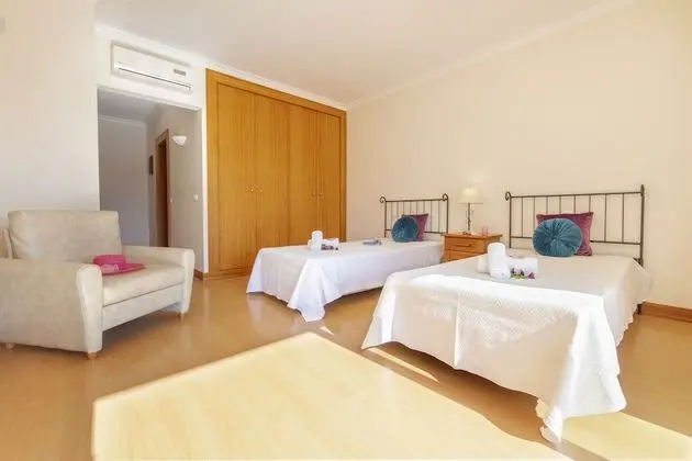 Villa, 4 Yatak Odası, Kişiye Özel Havuzlu, Deniz Manzaralı