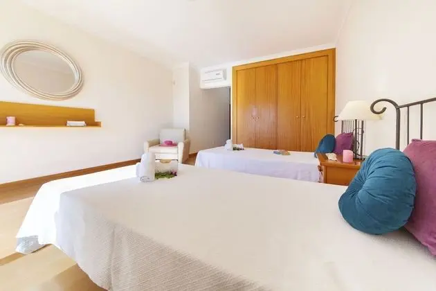 Villa, 4 Yatak Odası, Kişiye Özel Havuzlu, Deniz Manzaralı