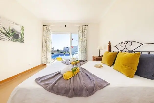 Villa, 4 Yatak Odası, Kişiye Özel Havuzlu, Deniz Manzaralı