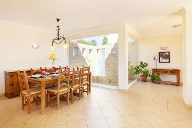 Villa, 4 Yatak Odası, Kişiye Özel Havuzlu, Deniz Manzaralı