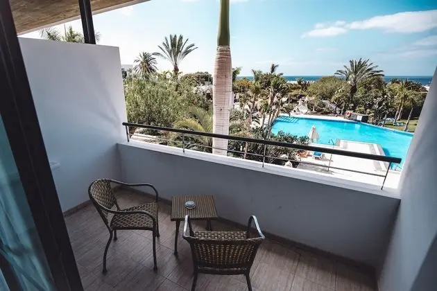 Tek Büyük Yataklı Oda, Balkon, Deniz Manzaralı