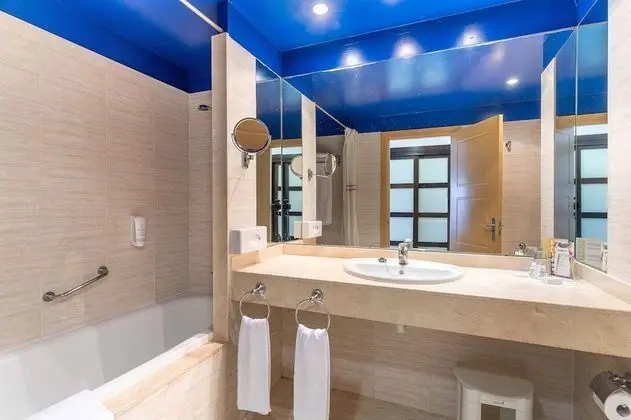 Üç Kişilik Oda (3 Adults)