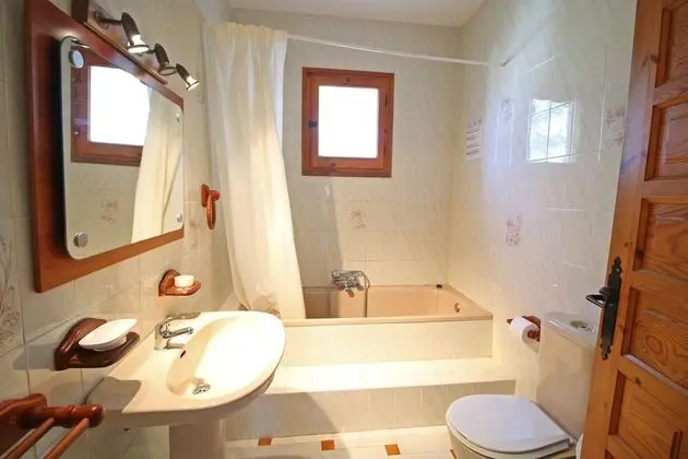 Villa, 4 Yatak Odası, Kişiye Özel Havuzlu