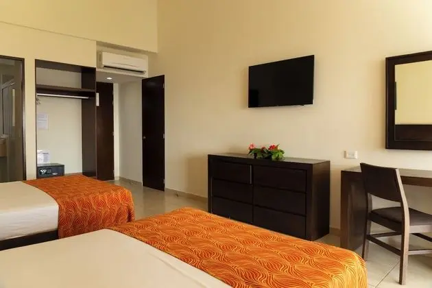 Deluxe Oda, Balkon, Havuz Manzaralı