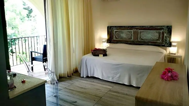 Classic Tek Büyük Yataklı Oda (Bouganvillea)