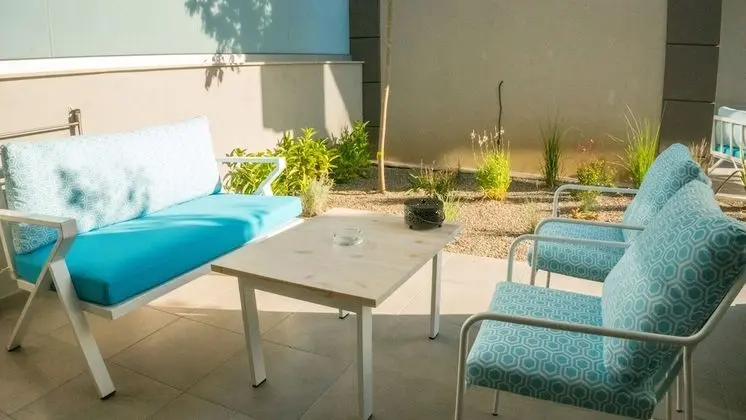 Standard Tek Büyük Yataklı Oda, Bahçe Manzaralı
