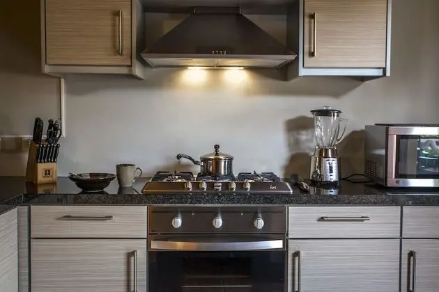 Family Ev, 2 Yatak Odası, Mutfak, Havuz Kenarı
