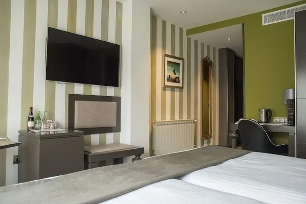 Standard Tek Büyük veya İki Ayrı Yataklı Oda