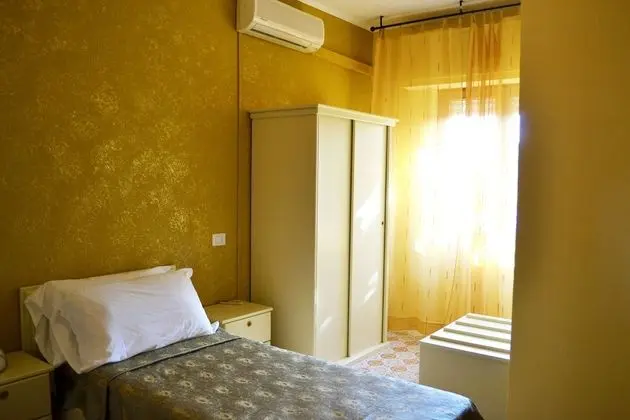 Tek Kişilik Oda, Bahçe Manzaralı