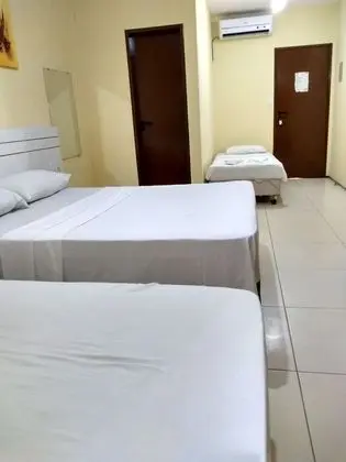 Üç Kişilik Oda