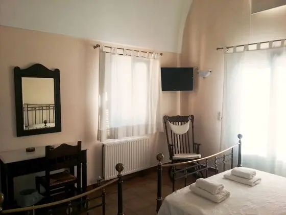Üç Kişilik Oda