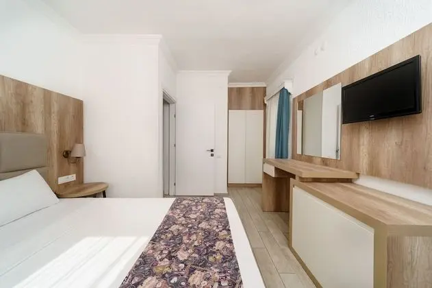 Superior Tek Büyük veya İki Ayrı Yataklı Oda, Balkon
