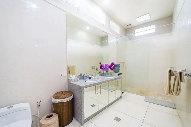 Raja Suite