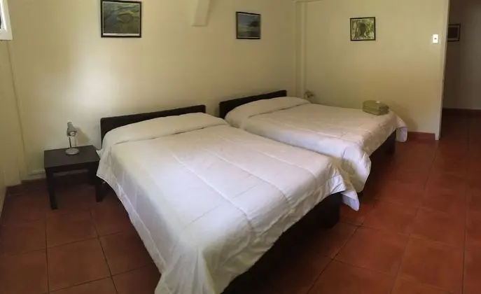 Tek Büyük Yataklı Oda, Ortak Banyo