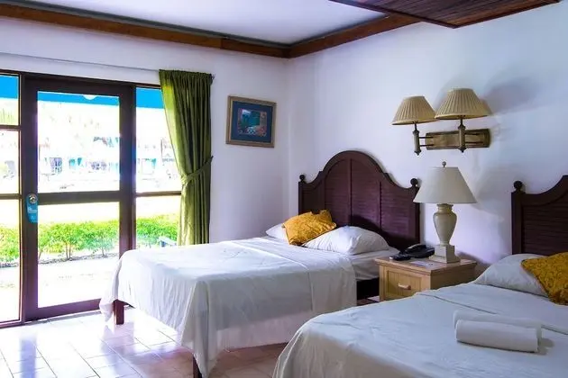 Beachfront Room,2 Queen Beds