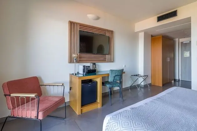 Comfort Oda, 1 En Büyük (King) Boy Yatak, Deniz Manzaralı