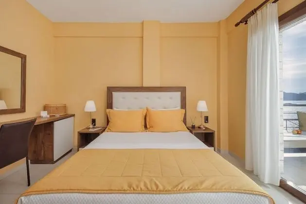 Deluxe Üç Kişilik Oda, Deniz Manzaralı