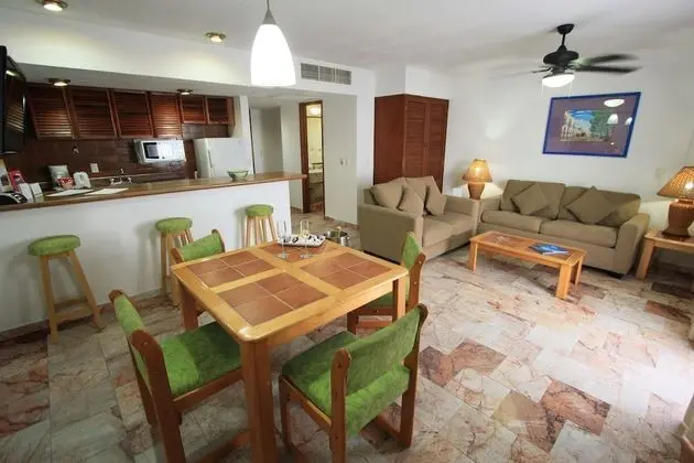 Suite 1 Bedroom, Ocean Front