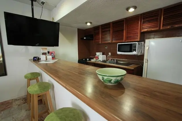 Suite 1 Bedroom, Ocean Front