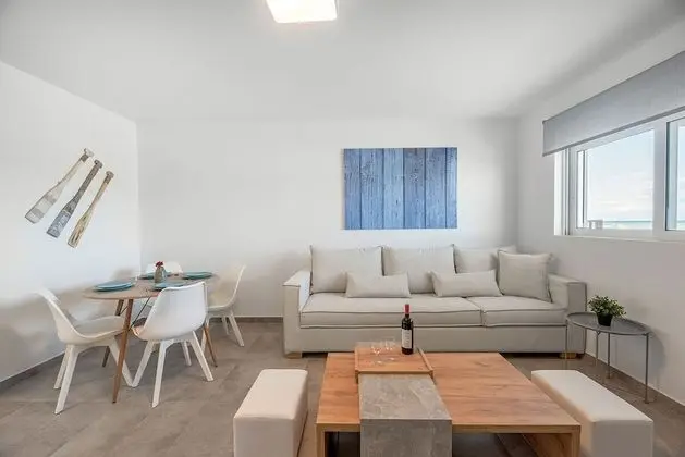 Premium Apart Daire, Denize Sıfır