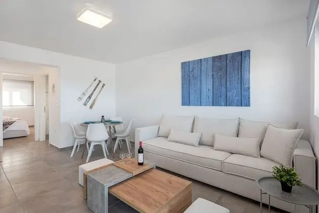 Premium Apart Daire, Denize Sıfır