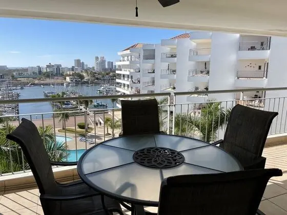 costa veleros 61