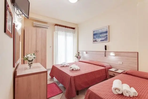 Üç Kişilik Oda, Balkon