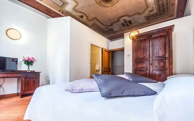 Tek Büyük Yataklı Oda