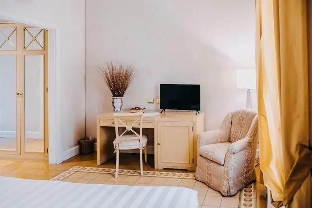 Classic Tek Büyük veya İki Ayrı Yataklı Oda