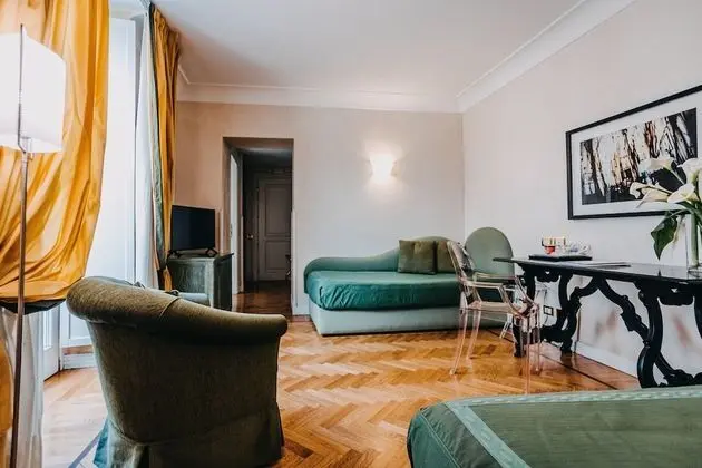 Classic Tek Büyük veya İki Ayrı Yataklı Oda