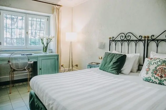 Classic Tek Büyük veya İki Ayrı Yataklı Oda