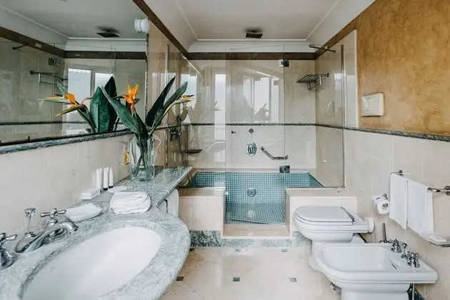 Classic Tek Büyük veya İki Ayrı Yataklı Oda