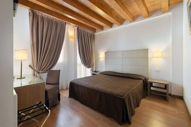 Comfort Tek Büyük Yataklı Oda, 2 Tek Kişilik Yatak