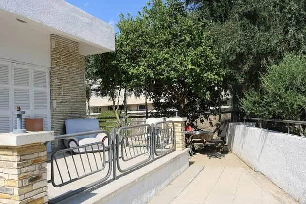 Basic Tek Büyük veya İki Ayrı Yataklı Oda, Karma Ranzalı Oda (6-Bed)