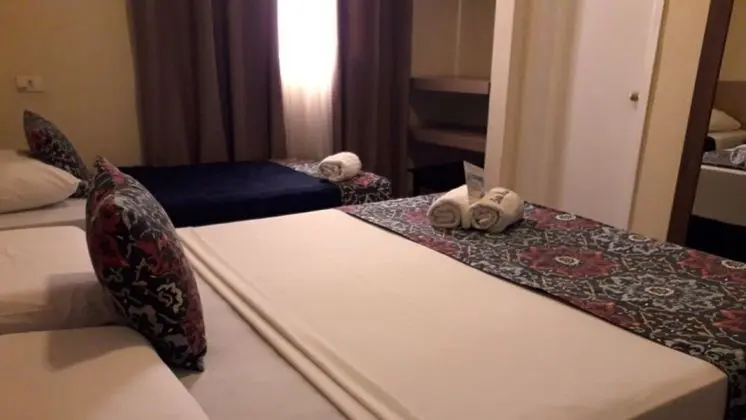 Standard Üç Kişilik Oda