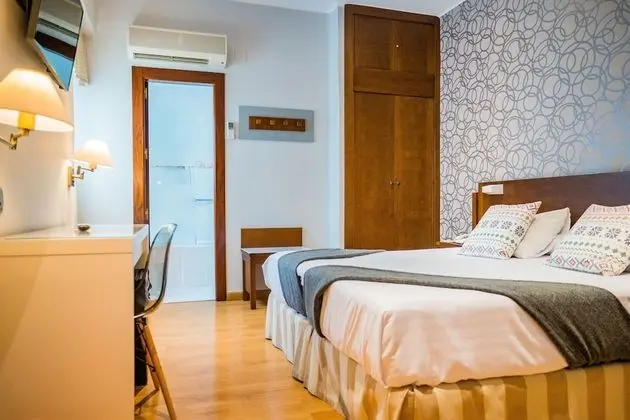 Tek Büyük veya İki Ayrı Yataklı Oda
