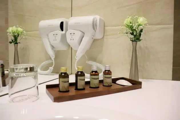 Comfort Tek Büyük veya İki Ayrı Yataklı Oda