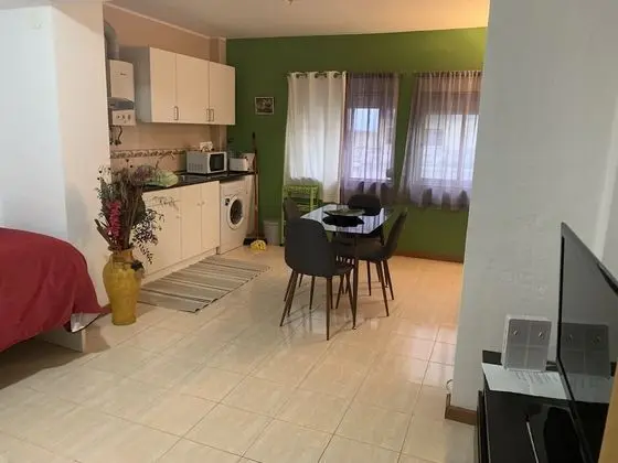 Apart Daire, 1 En Büyük (King) Boy Yatak