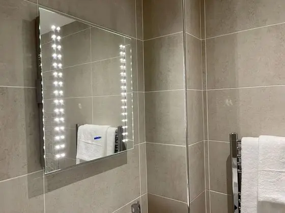 Deluxe Ev, Özel Banyo
