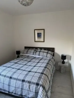 Ev, 2 Büyük (Queen) Boy Yatak