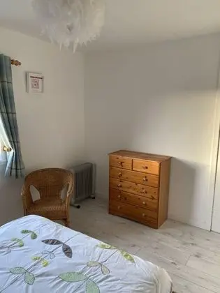 Ev, 2 Büyük (Queen) Boy Yatak